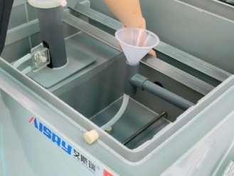 鹽霧試驗(yàn)機(jī)操作方法